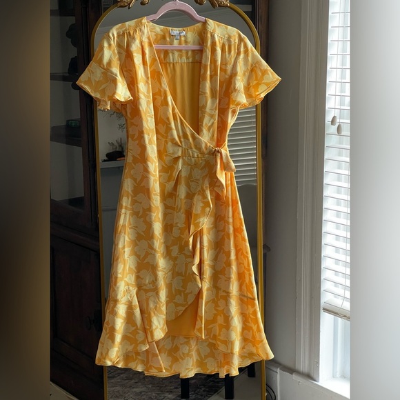Joie Yellow Floral Amelian Wrap Dress - Picture 2 of 10